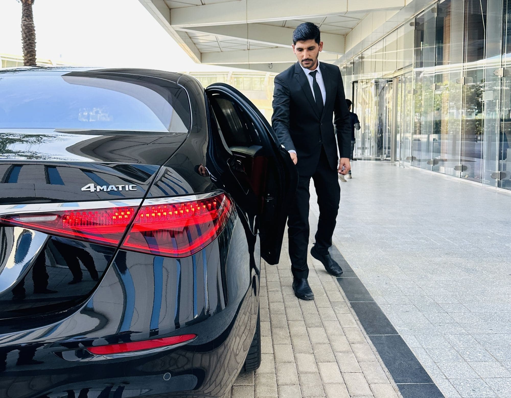 Government and protocol transportation by AB